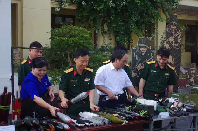 Đảng ủy Quân sự huyện Tiên Lữ: Tổng kết 10 năm thực hiện Nghị quyết 765 -NQ/QUTW của Quân ủy về nâng cao chất lượng huấn luyện giai đoạn  2013 - 2020 và những năm tiếp theo