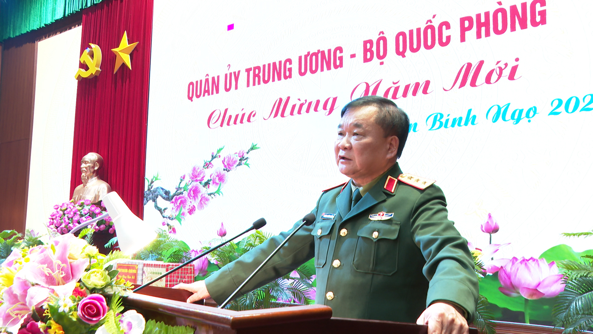 Lãnh đạo Quân ủy Trung ương, Bộ Quốc phòng: Thăm, kiểm tra, tặng quà một số đơn vị trên địa bàn tỉnh Hưng Yên