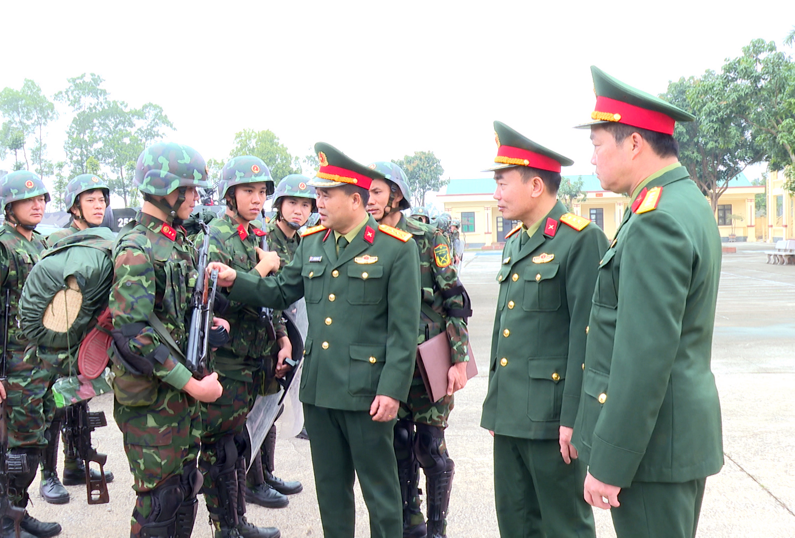 Bộ CHQS tỉnh: Kiểm tra sẵn sàng chiến đấu bảo vệ Đại hội XIV của Đảng