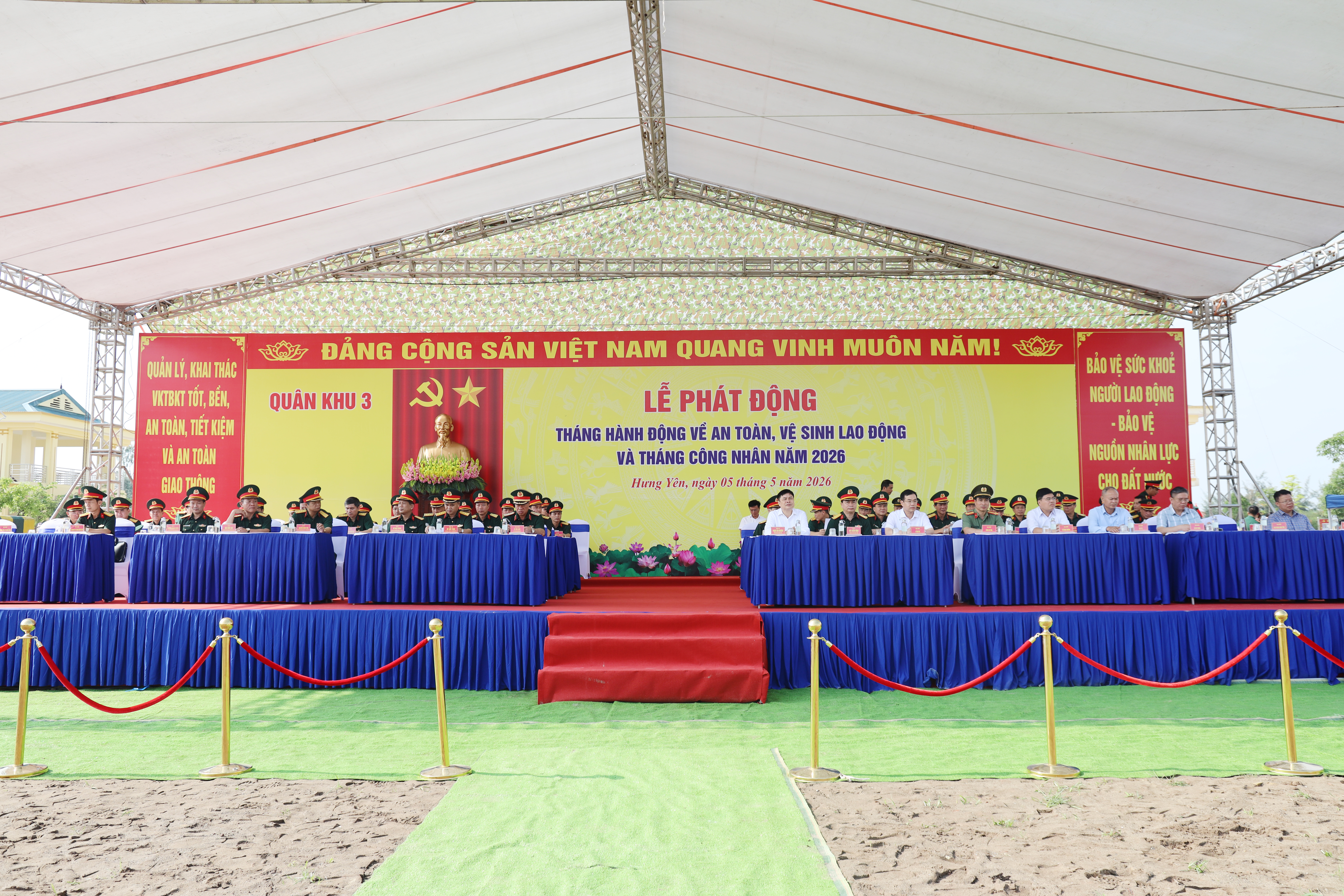 Lễ phát động Tháng hành động về An toàn vệ sinh lao động và Tháng Công nhân năm 2026