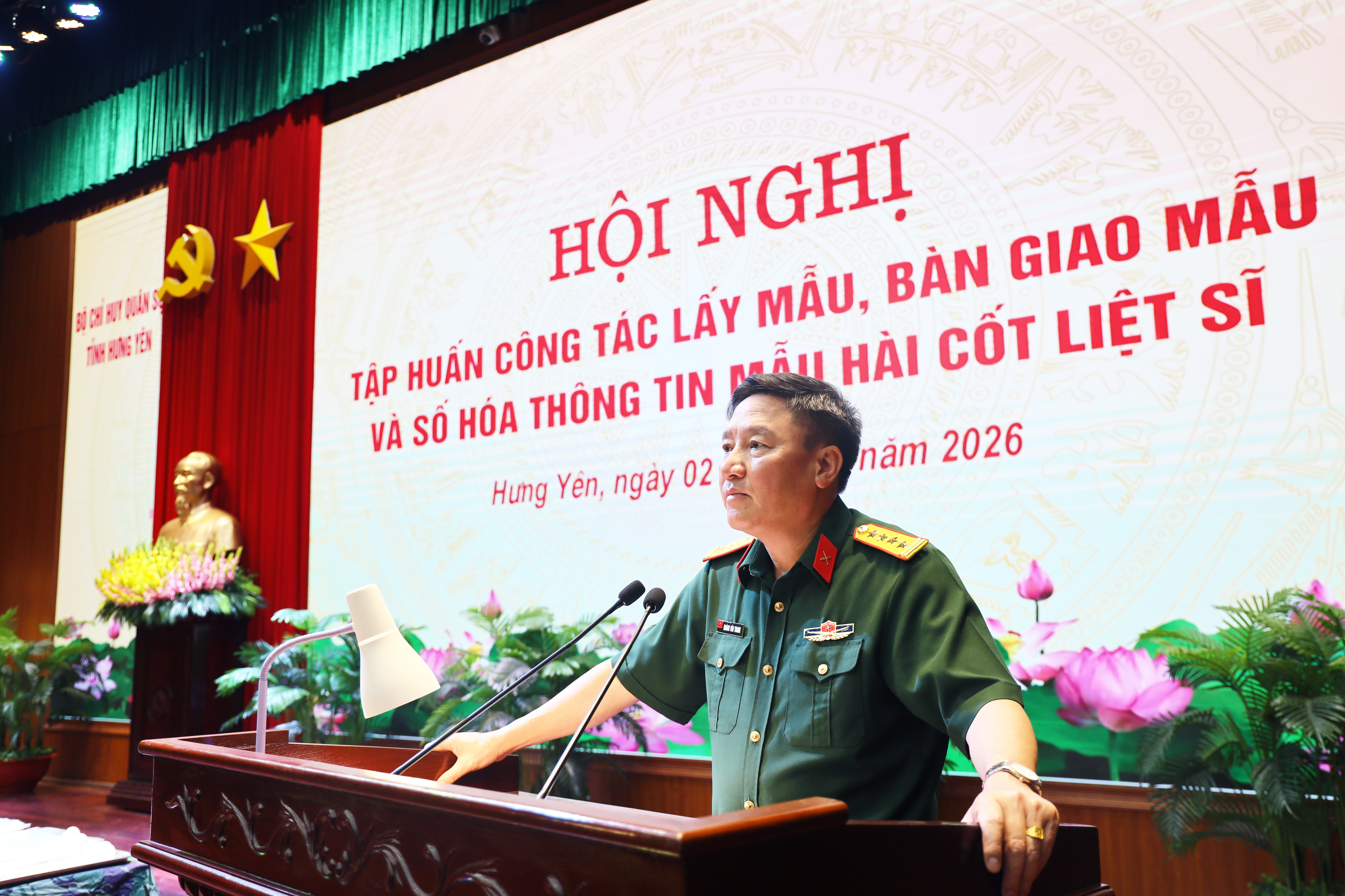 Bộ CHQS tỉnh Hưng Yên: Tập huấn công tác lấy mẫu, bàn giao và số hóa thông tin mẫu hài cốt liệt sĩ