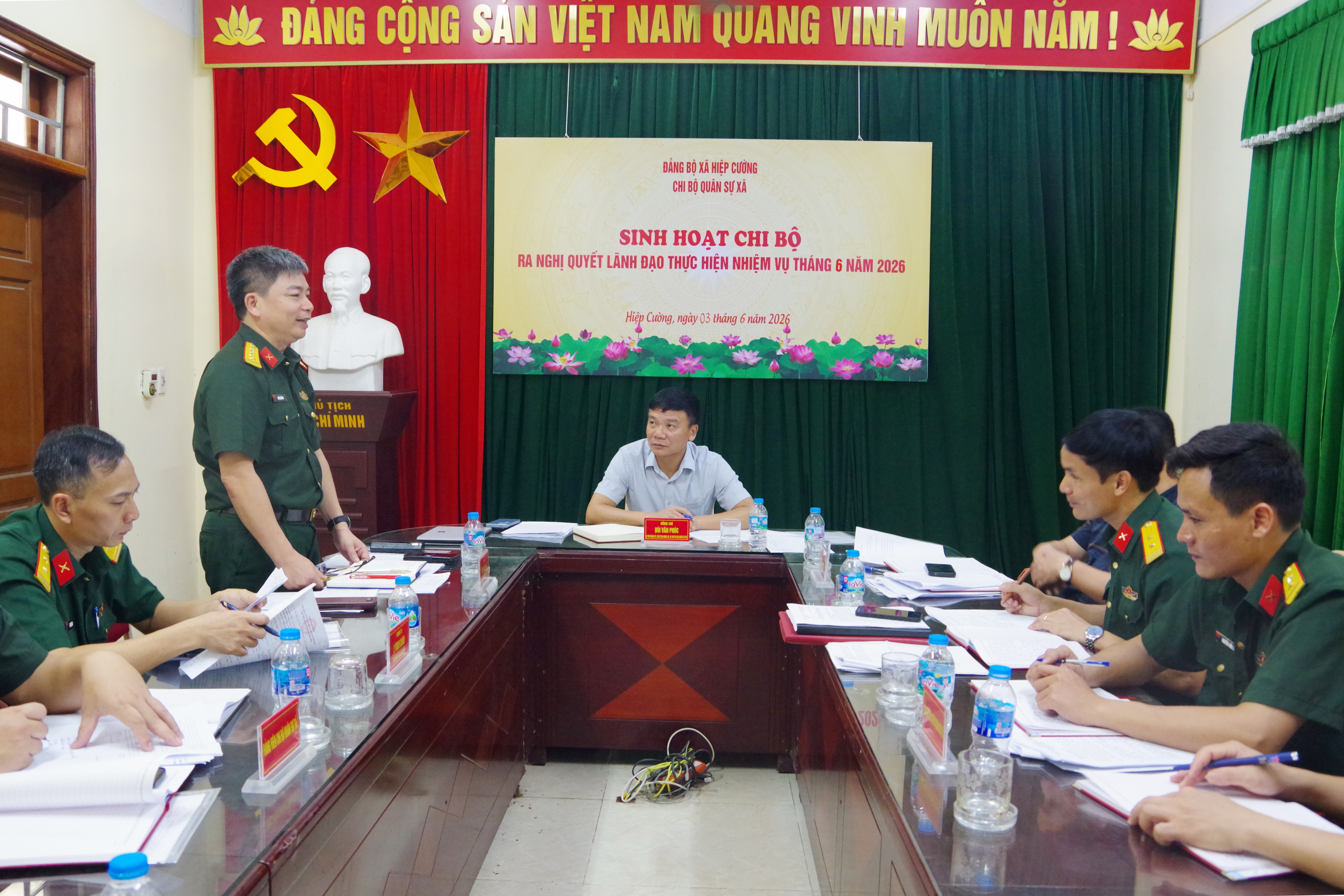 Bộ CHQS tỉnh Hưng Yên: Dự sinh hoạt ra nghị quyết lãnh đạo thực hiện nhiệm vụ tháng 6 tại một số chi bộ quân sự xã