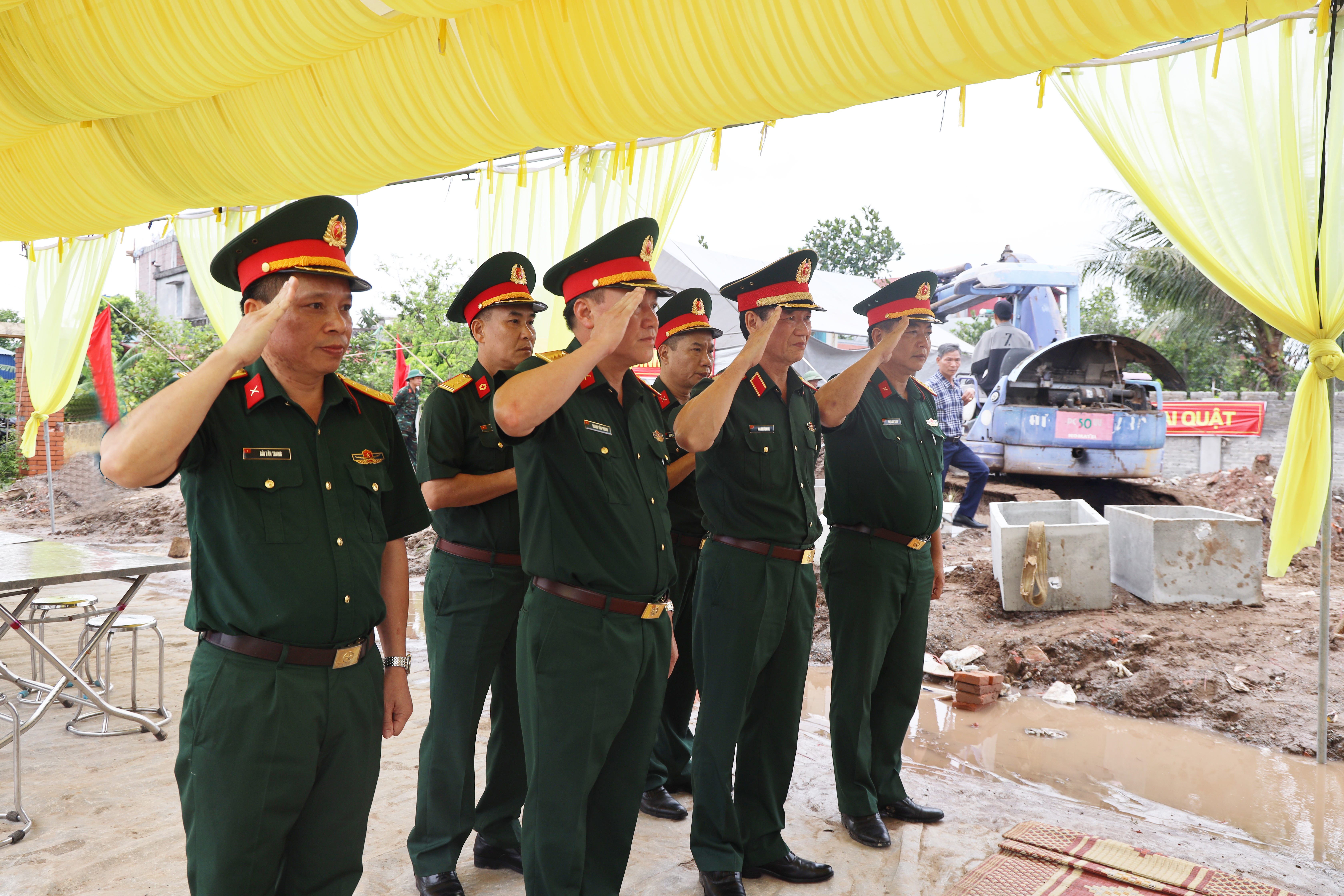 Ban Chỉ đạo 515 Quân khu 3: Kiểm tra công tác lấy mẫu hài cốt liệt sĩ chưa xác định được thông tin tại Nghĩa trang liệt sĩ Liên Hiệp