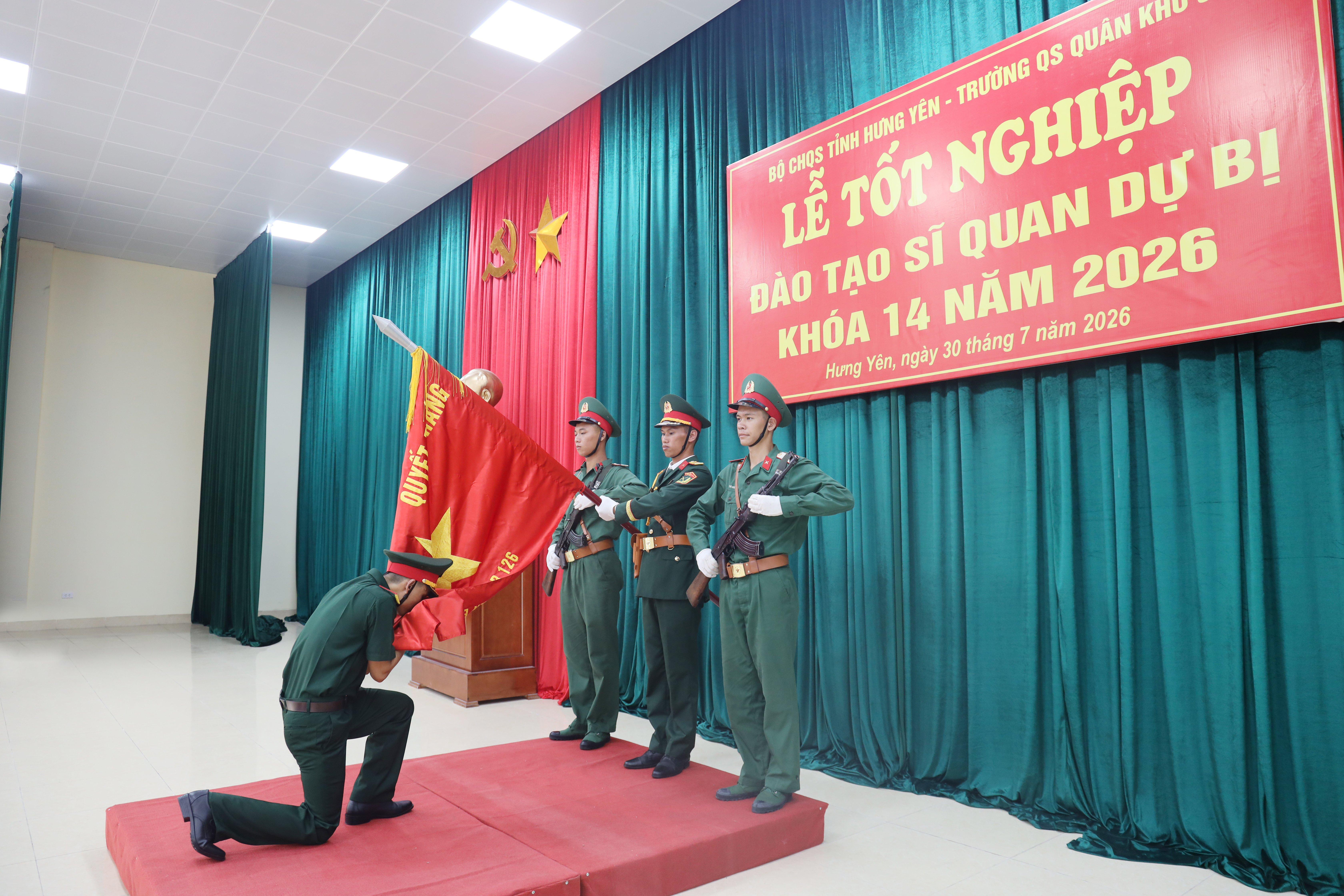 Bộ CHQS tỉnh phối hợp với Trường Quân sự Quân khu 3: Tổ chức Lễ tốt nghiệp đào tạo sĩ quan dự bị khóa 14 năm 2026