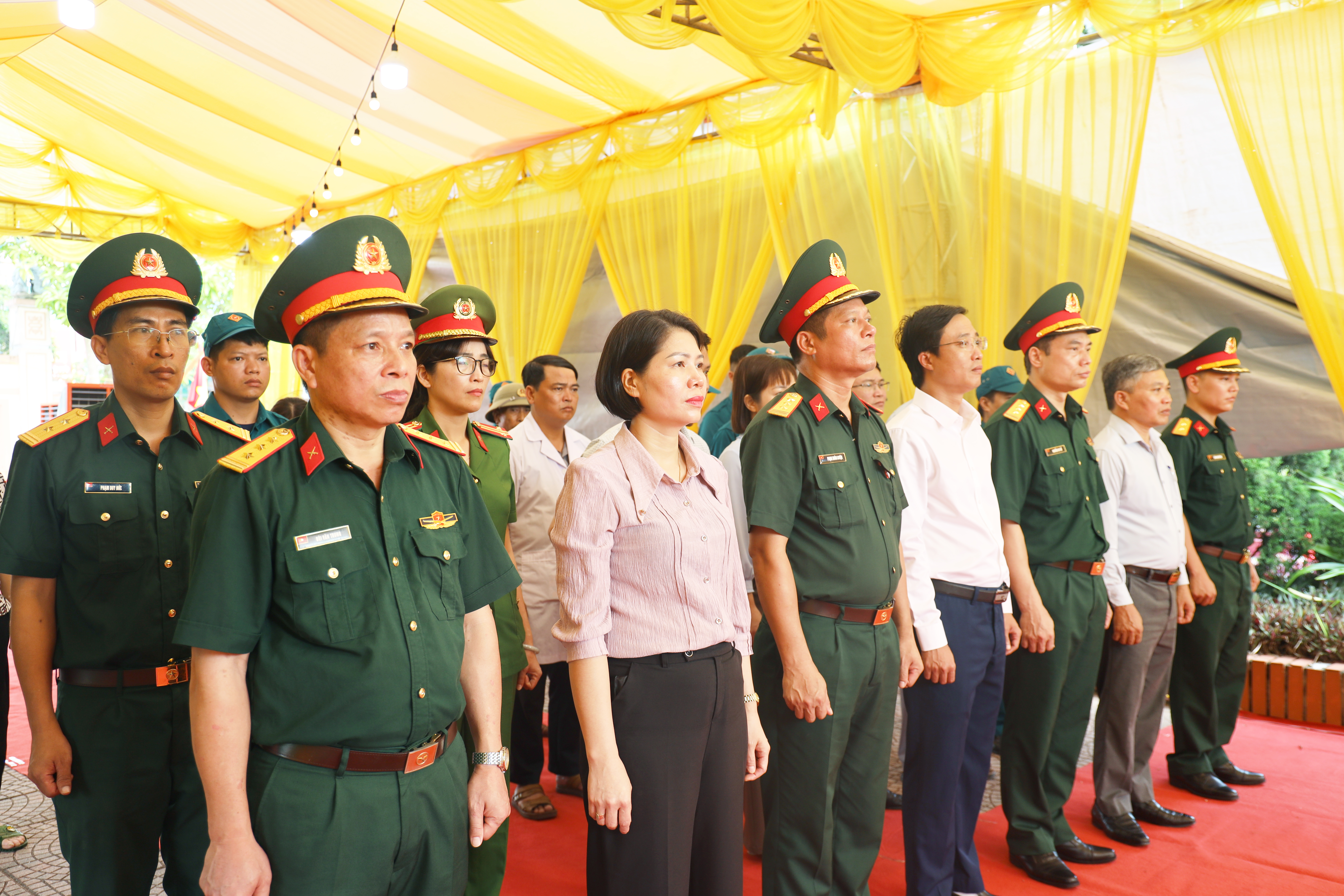 Phường Phố Hiến, tỉnh Hưng Yên: Tổ chức lễ dâng hương và triển khai lấy mẫu hài cốt liệt sĩ chưa xác định danh tính