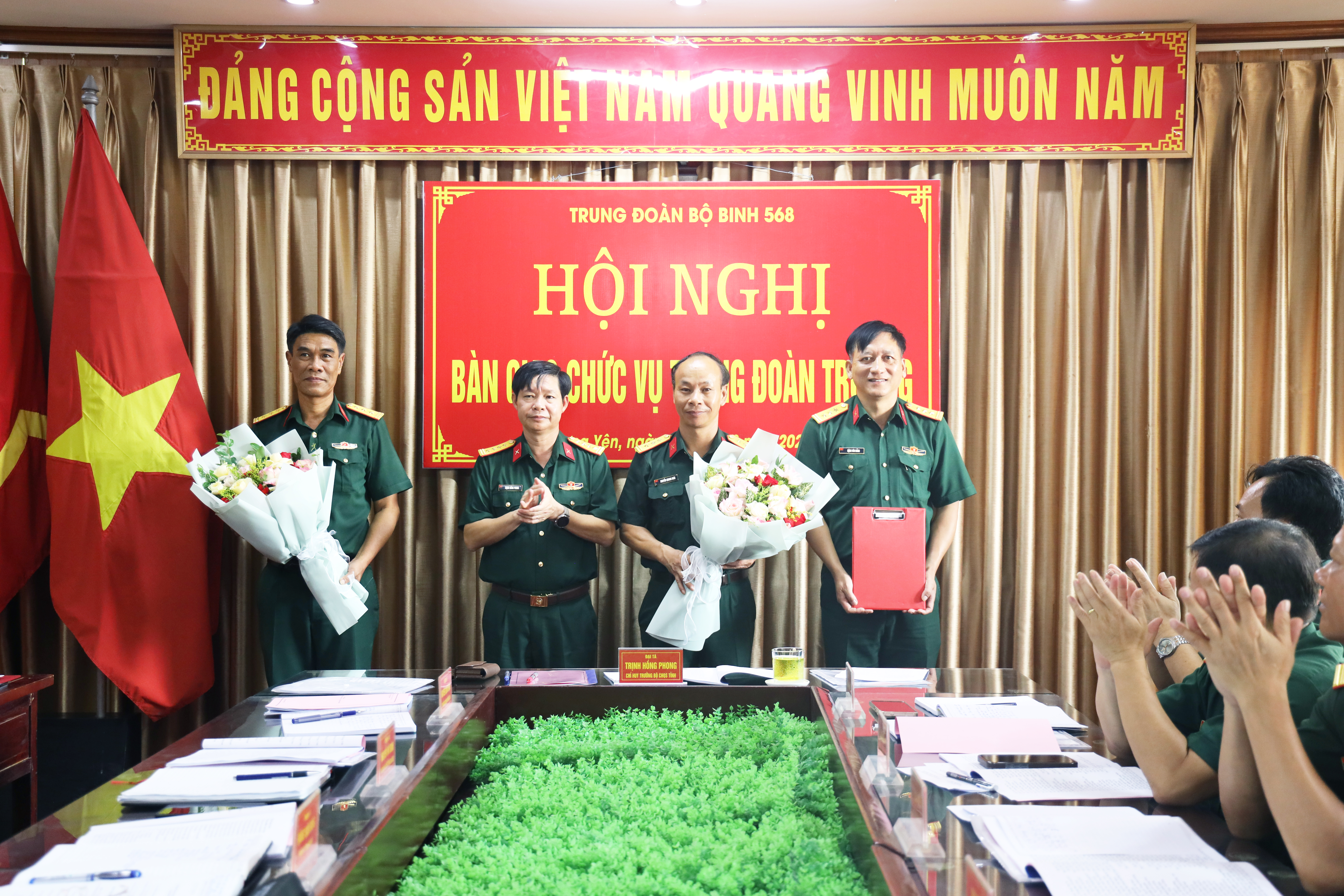 Trung đoàn bộ binh 568: Tổ chức bàn giao chức vụ Trung đoàn trưởng