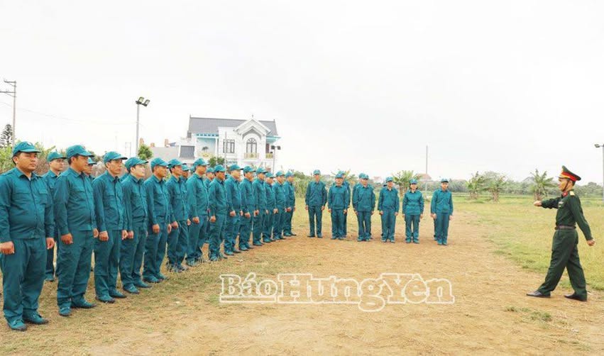 Sĩ quan quân đội về xã kịp thời đáp ứng xây dựng nền quốc phòng toàn dân