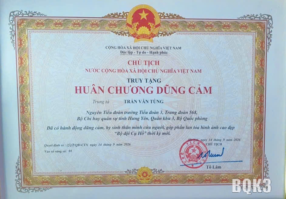 Truy tặng “Huân chương Dũng cảm” cho Trung tá Trần Văn Tùng