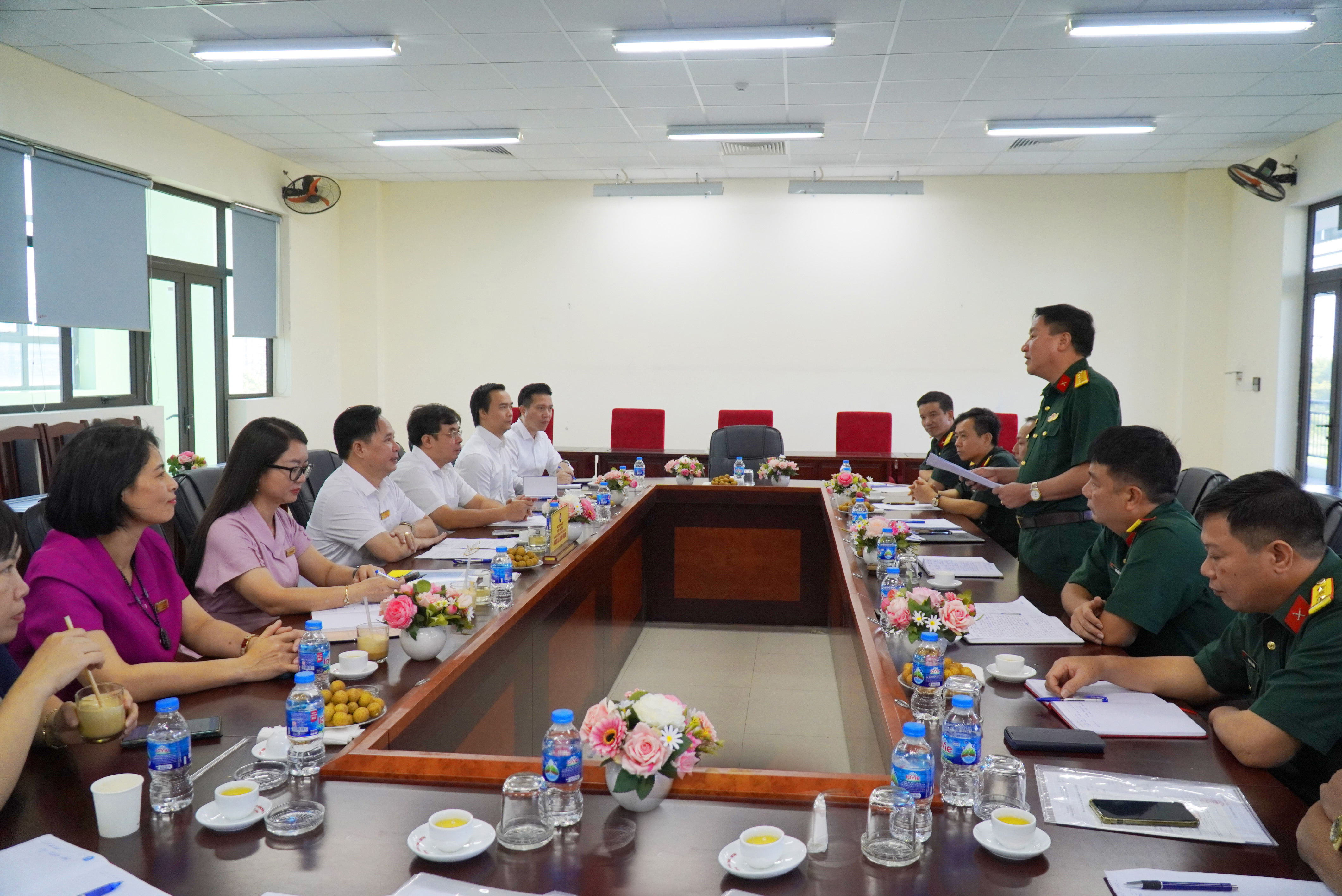 Bộ CHQS tỉnh: Hội nghị bàn giao và tiếp nhận, quản lý đội ngũ sĩ quan biệt phái