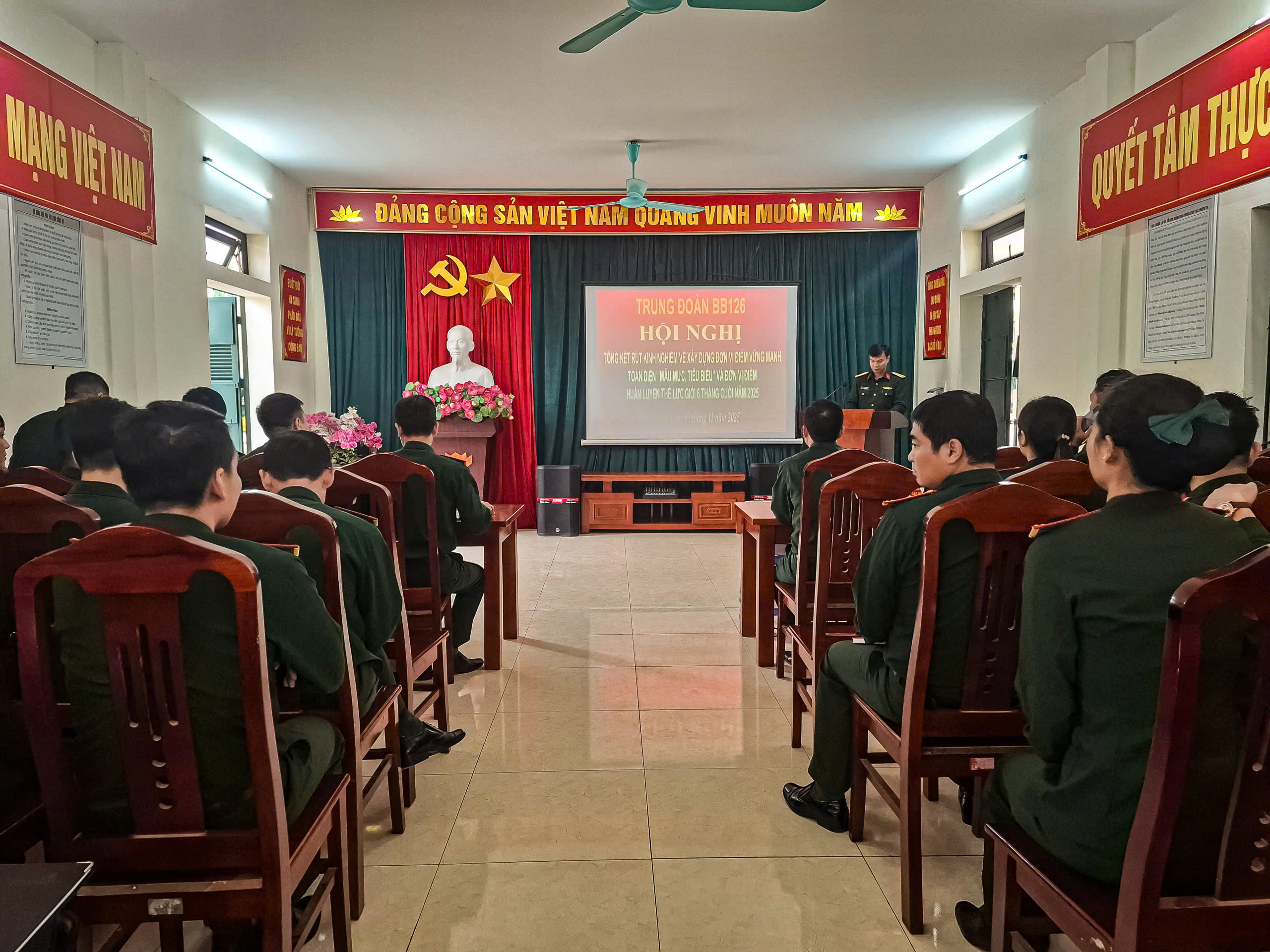 Trung đoàn BB126: Tổng kết rút kinh nghiệm về xây dựng đơn vị điểm vững mạnh toàn diện “Mẫu mực, tiêu biểu” và đơn vị điểm huấn luyện thể lực giỏi