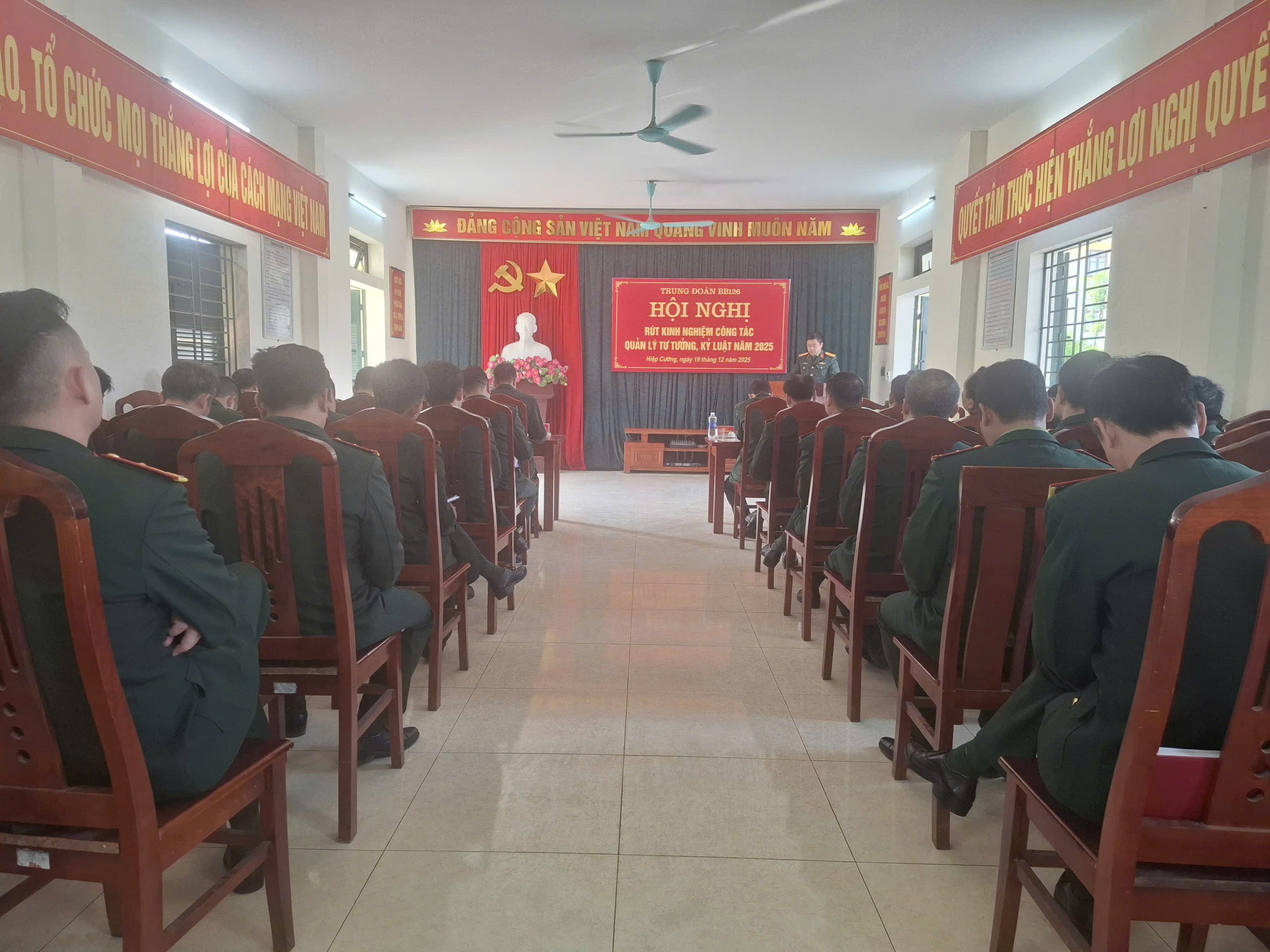 Trung đoàn BB126 tổ chức hội nghị rút kinh nghiệm công tác quản lý tư tưởng, kỷ luật năm 2025