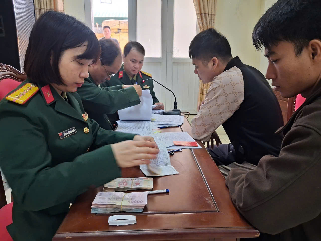 Ban Chỉ huy PTKV 3 - Trà Lý sinh hoạt chi trả phụ cấp trách nhiệm cho quân nhân dự bị giữ chức vụ chỉ huy quản lý đơn vị dự bị động viên quý IV năm 2025