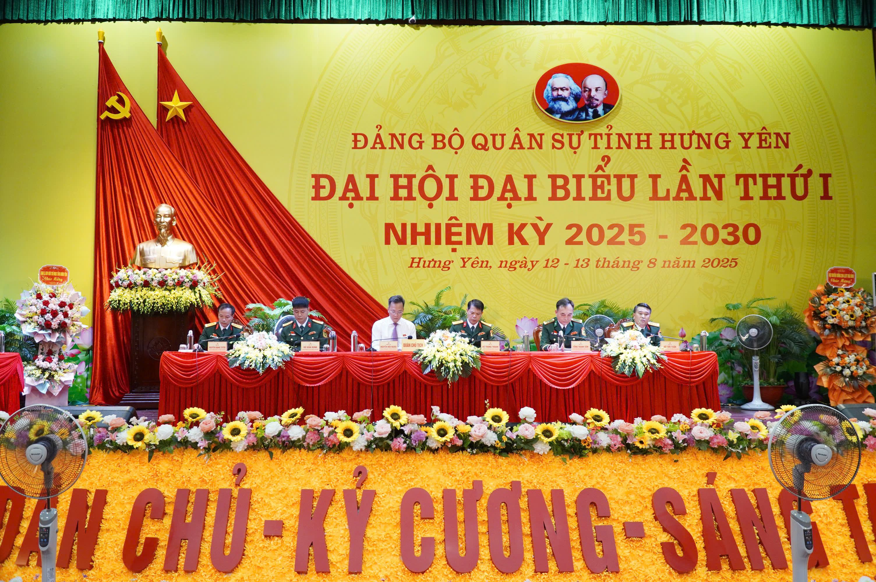 Ngày làm việc thứ nhất Đại hội đại biểu Đảng bộ Quân sự tỉnh lần thứ I, nhiệm kỳ 2025 - 2030