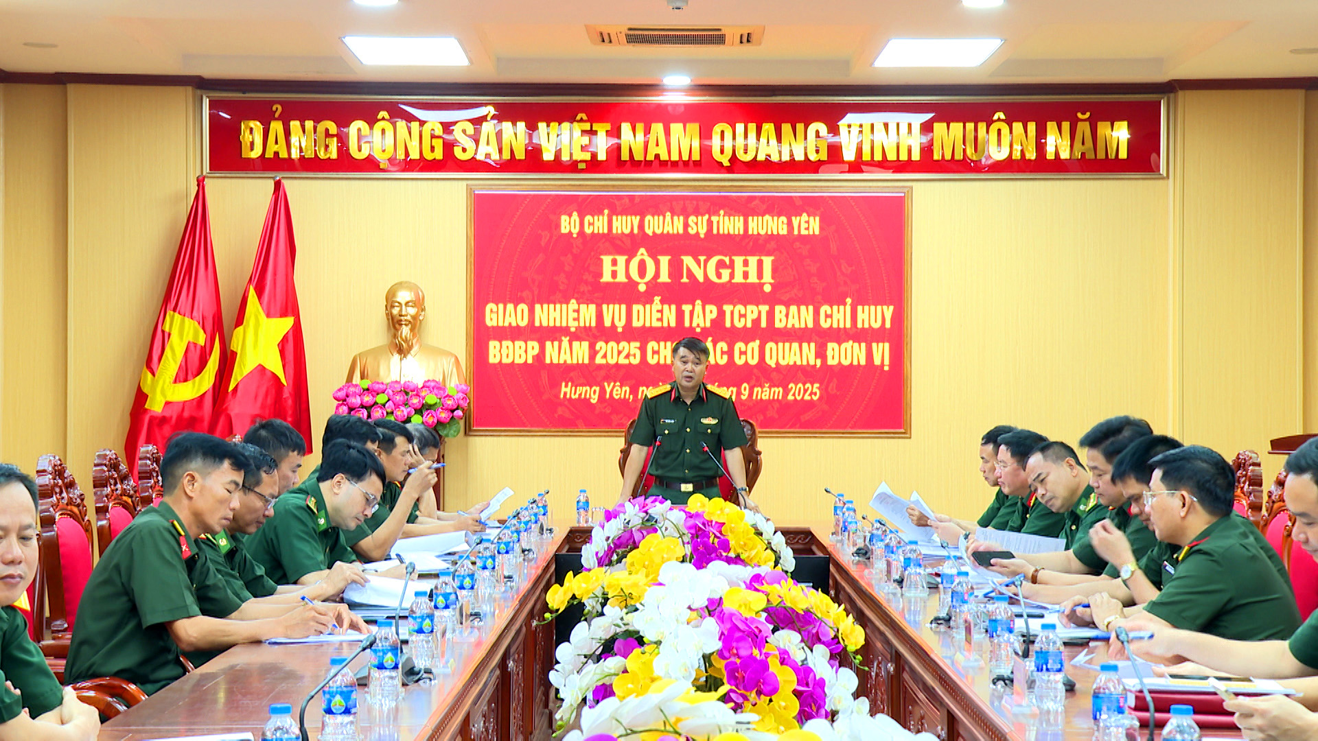 Bộ Chỉ huy Quân sự tỉnh: Giao nhiệm vụ diễn tập tác chiến phòng thủ năm 2025