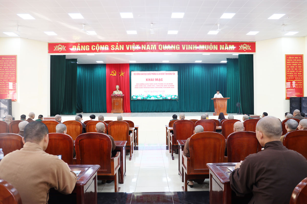 Hội đồng GDQP và AN tỉnh Hưng Yên: Khai mạc bồi dưỡng kiến thức quốc phòng và an ninh cho chức sắc, chức việc, nhà tu hành Phật giáo